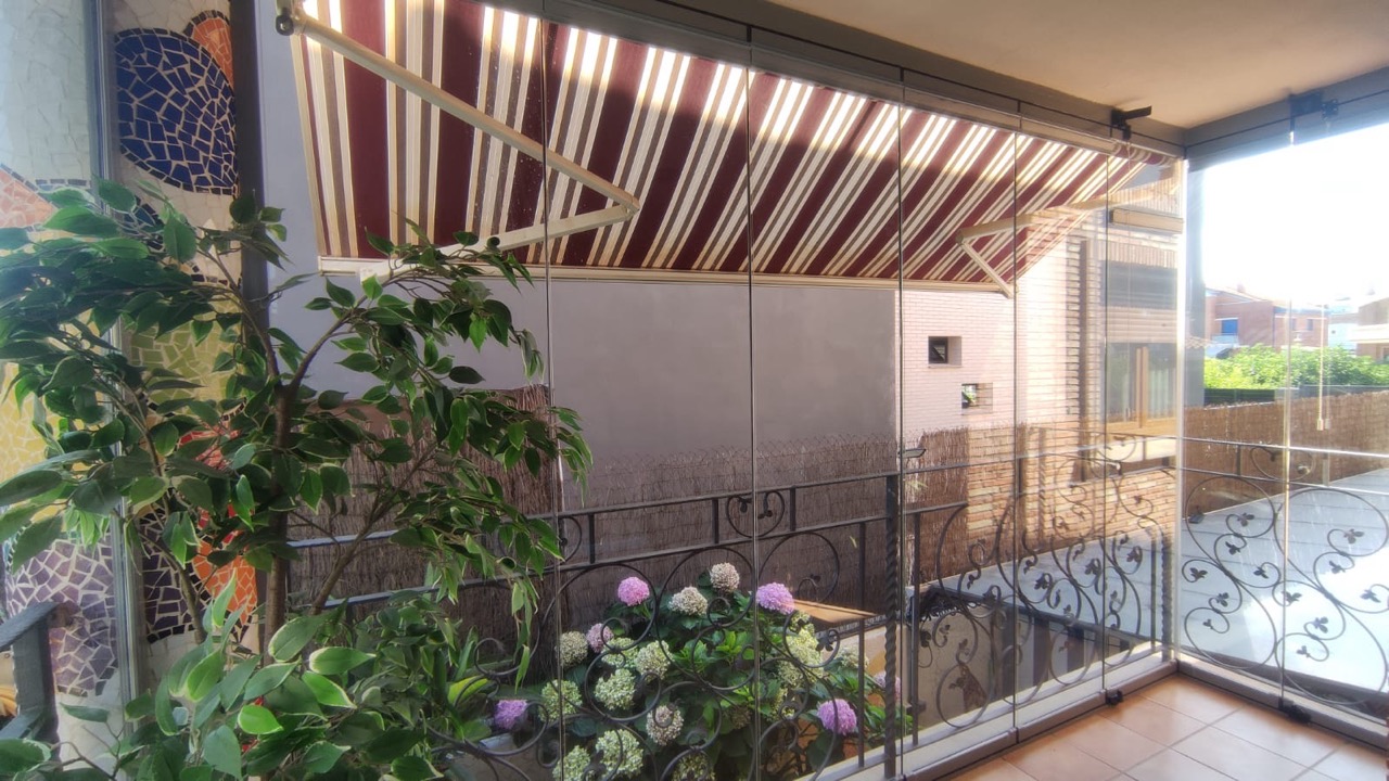 cortinas-cristal-aislamiento-acustico